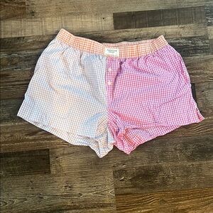 American Eagle Pink and White Gingham Women's Shorts